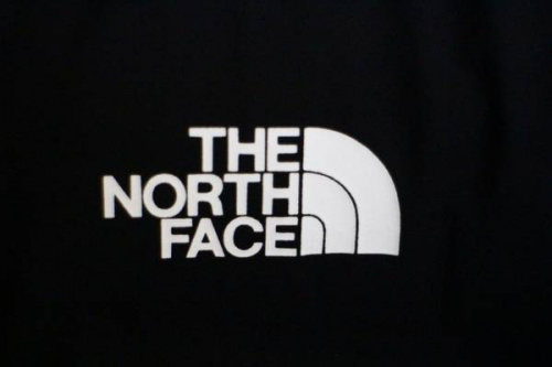 メンズのトップス