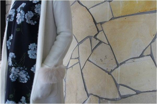 トップスのカーディガン