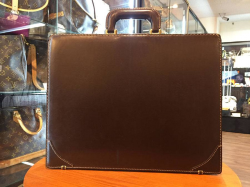 川口　中古のﾀﾞﾚｽﾊﾞｯｸ　中古