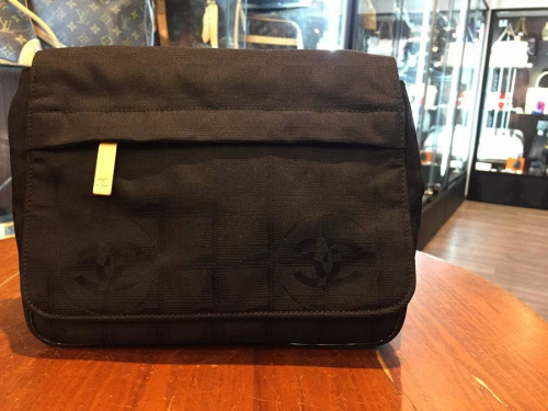 川口　中古のシャネル　中古