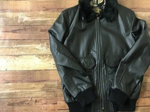 シュプリームのSUPREME