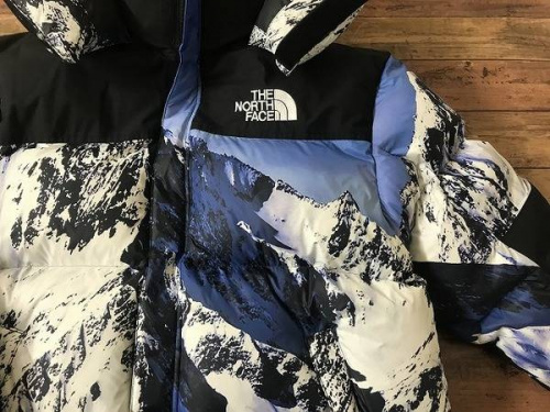 シュプリームの18SS