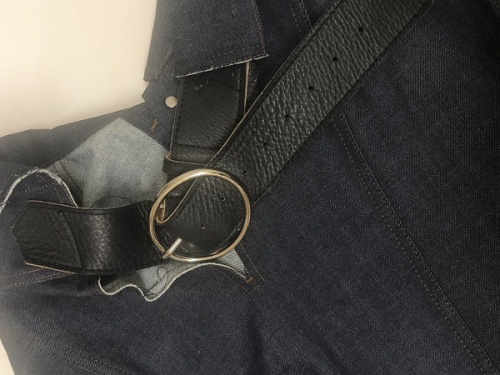 デニムジャケットのレディース