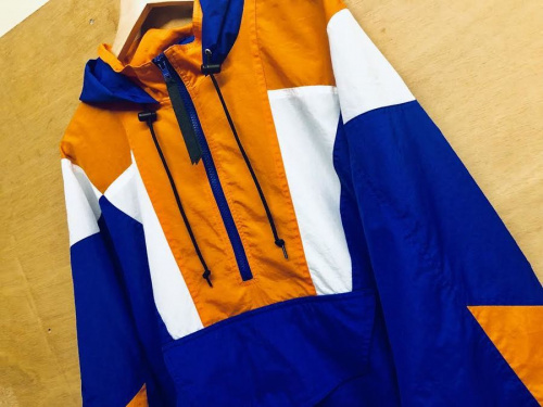 ビューティーアンドユースユナイテットアローズのアノラックパーカー