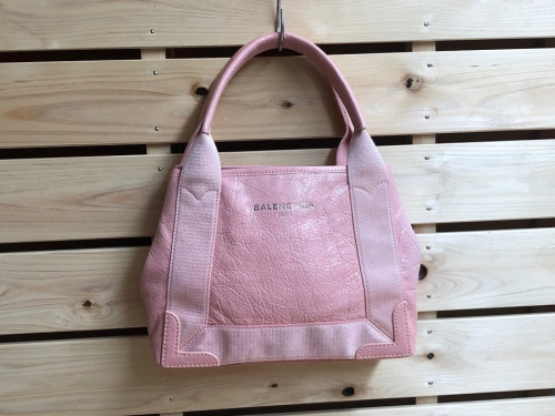 BALENCIAGAのバレンシアガ