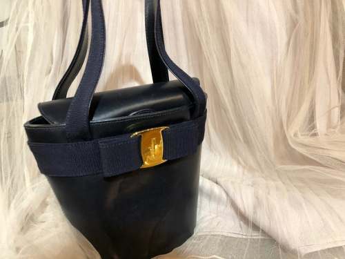 Salvatore Ferragamoのサルヴァトーレ フェラガモ