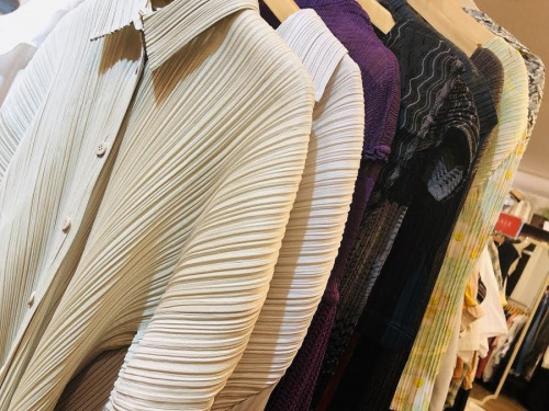 レアアイテムのPLEATS PLEASE