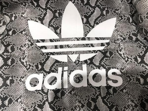 アディダス　ハイクのCrew Python Sweatshirt