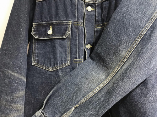 ビズビムのデニムジャケット
