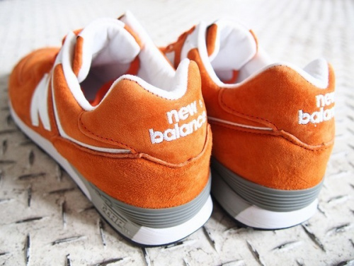 スニーカーのメンズ