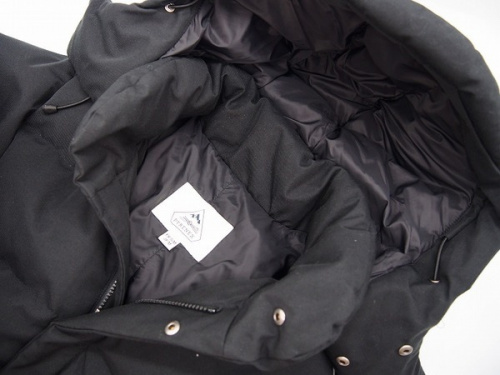 ダウンジャケットのメンズ