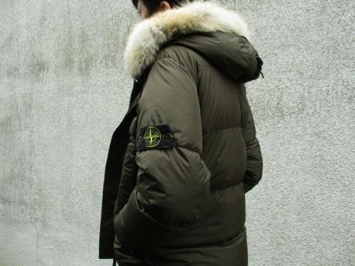 インポートブランドのSTONE ISLAND