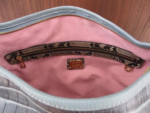 クロコ型押しショルダーバッグのレディース