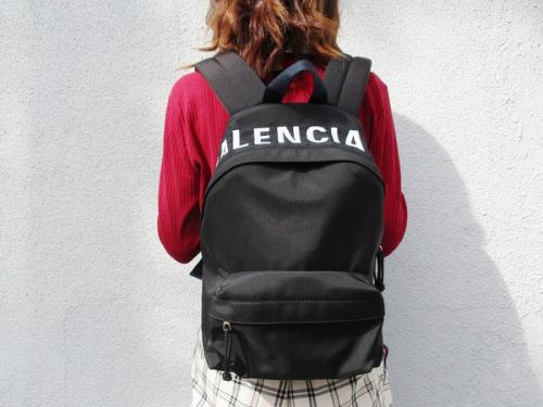 BALENCIAGAのバレンシアガ