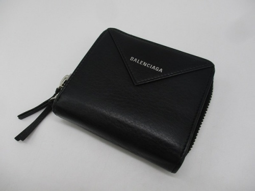 ビジネスアイテムのBALENCIAGA
