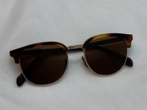 OLIVER PEOPLESのオリバーピープルズ