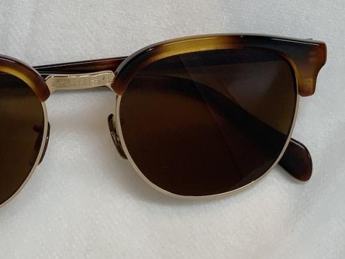 オリバーピープルズのサングラス