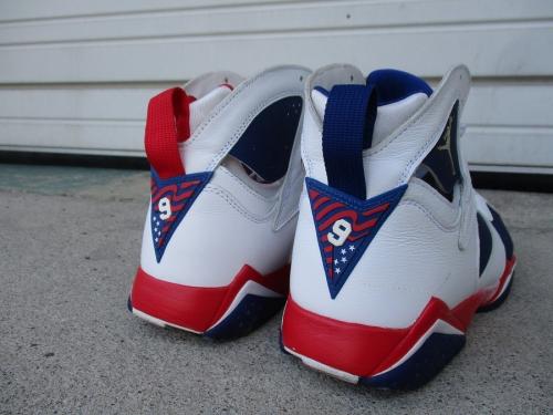 AIR JORDAN 7 RETRO ALTERNATE OLYMPICのメンズ
