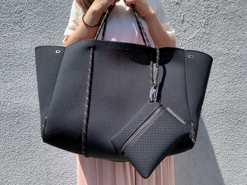 キャリアファッションのSTATE OF ESCAPE