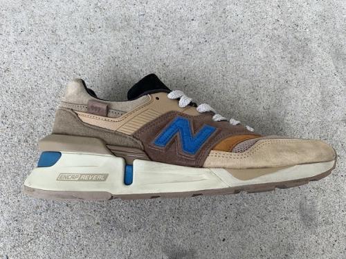 スニーカーのメンズ