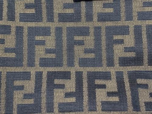 フェンディのショルダーバッグ