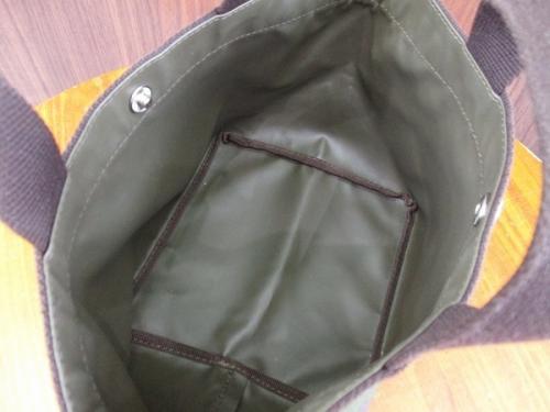 エルベシャプリエの舟型ハンドバッグ