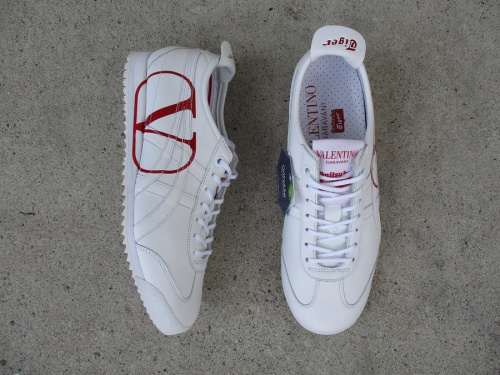 スニーカーのVALENTINO × onitsuka tiger