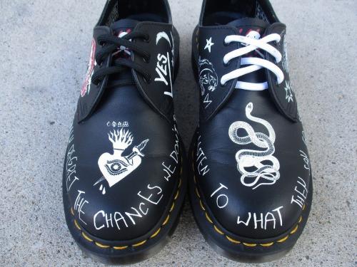 ト゛クターマーチンのREBEL 3EYE SHOES