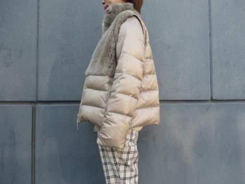 ダウンジャケットのレディース