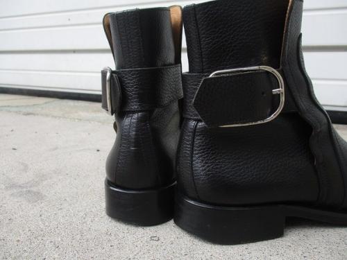 サイドベルトブーツのメンズ