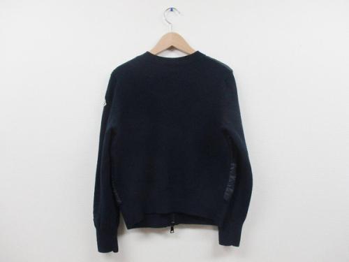 モンクレールのMAGLIONE TRICOT ALLA COREANA