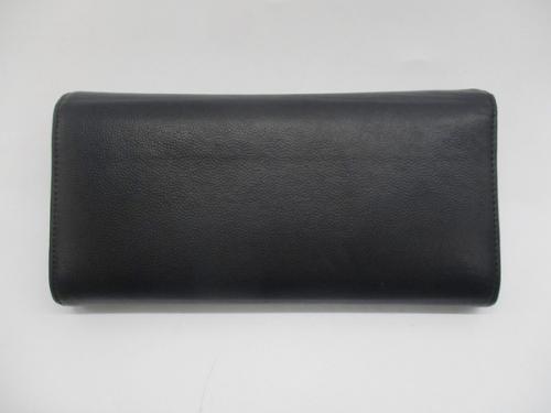 シャネルの長財布