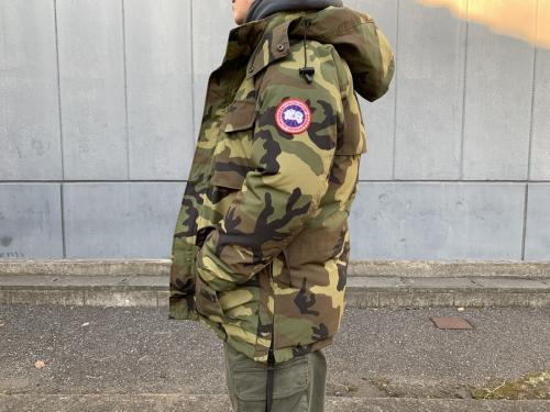 ダウンジャケットのメンズ