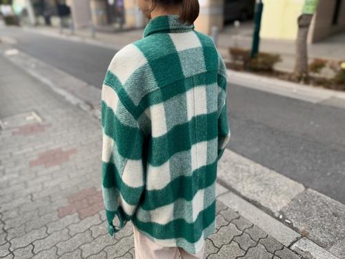 ロク ビューティアンドユースのジャケット