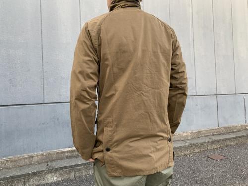 バブアーのオイルドジャケット