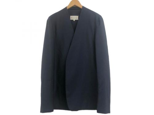 買取強化のノーカラージャケット