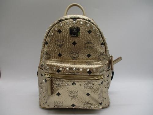 エムシーエムのスターク スタッズ付きバックパック