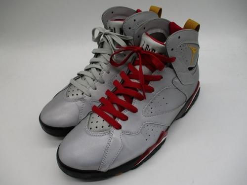 スニーカーのAIR JORDAN