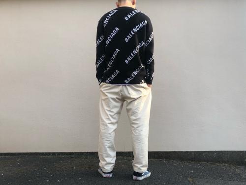 クルーネックロゴニットのメンズ