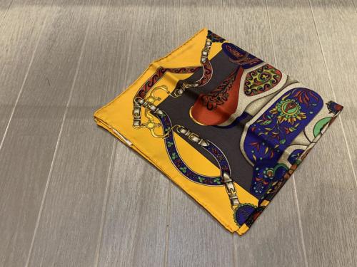 エルメスのカレ