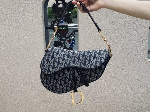 Christian Diorのクリスチャン ディオール