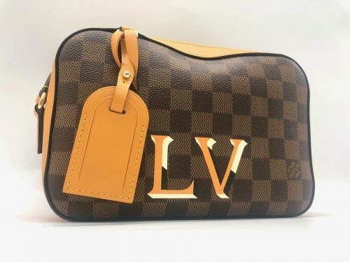 LOUIS VUITTON 　のルイ ヴィトン　