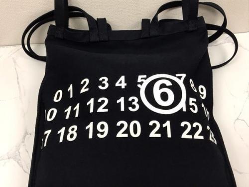 MM6 Maison Margielaのエムエムシックス メゾンマルジェラ