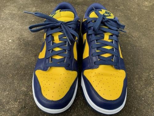 スニーカーのメンズ