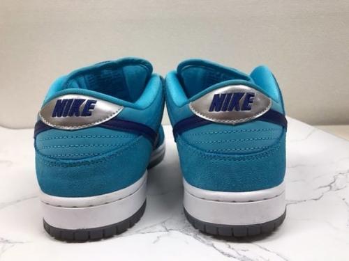 ナイキエスビーのDUNK LOW PRO BLUE FURY