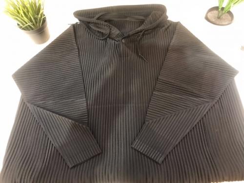 プリーツ加工プルオーバーパーカーのトレファクスタイル川口