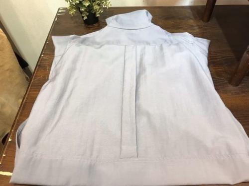 ハイネックデザインロングシャツのトレファクスタイル川口