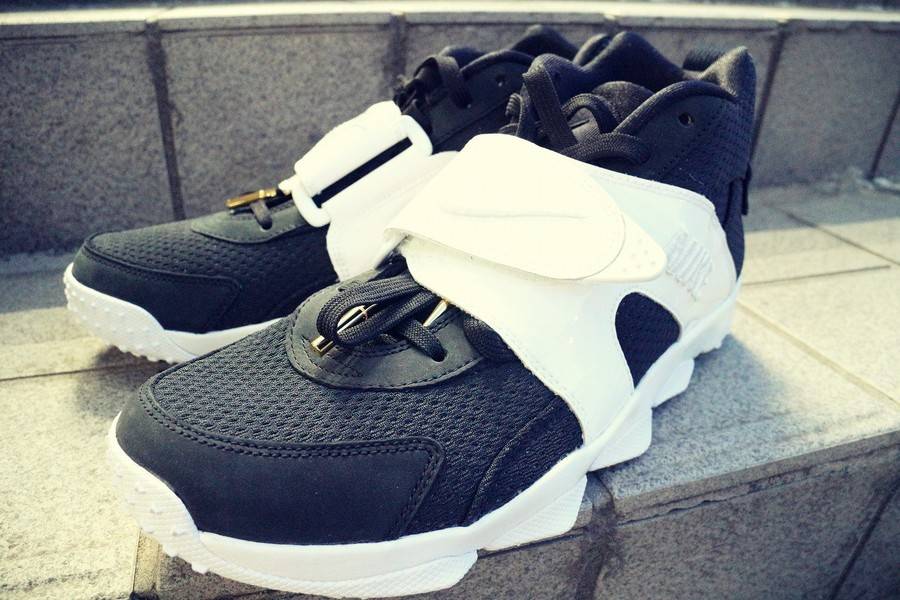 NIKE AIR ZOOM VEER 2016.05.14