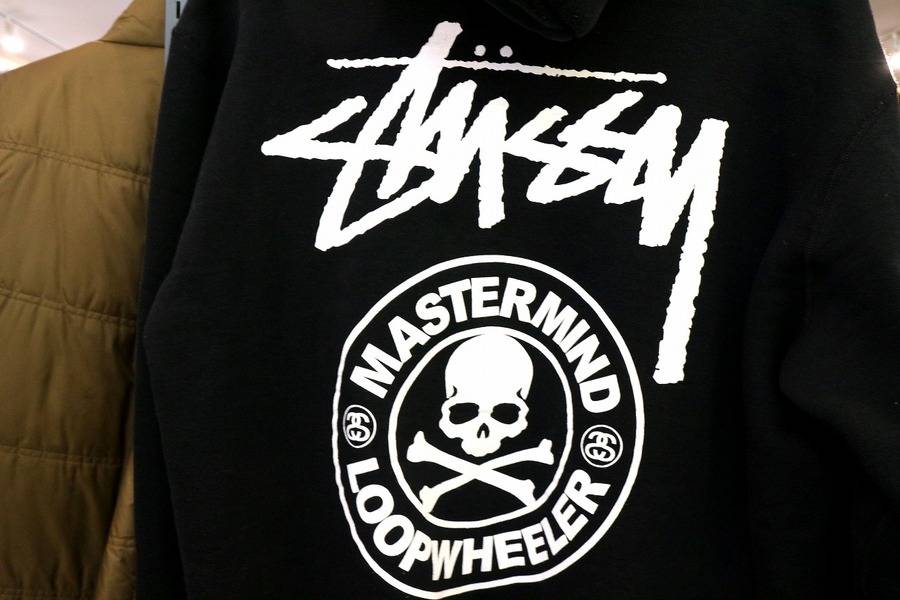 STUSSY× Mastermind コラボトレーナー