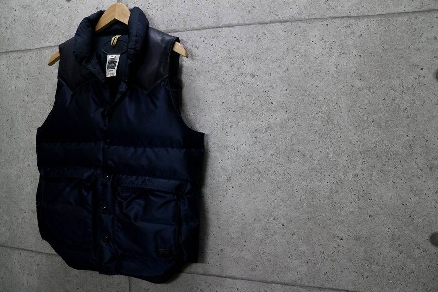 【極美品】BEAMS別注 Rocky Mountain ダウンベストリバーシブル beams別注 ロッキー マウンテン ダウンベストRocky Mountain